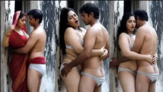 Outdoor Devar Bhabhi In A Ruined House Sex Video
