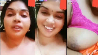 Tamil Gorgeous Hottie Roja Boobs Show